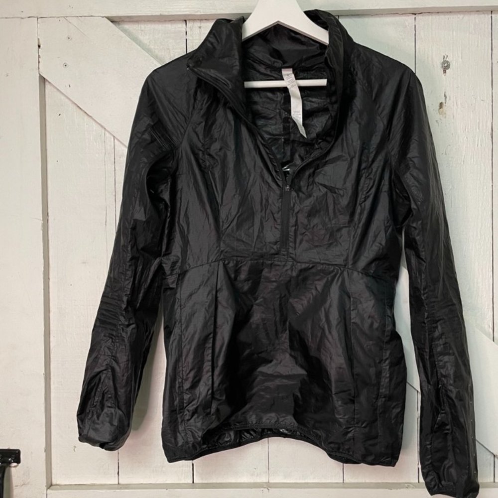 Lululemon quarter zip light pullover packable jacket